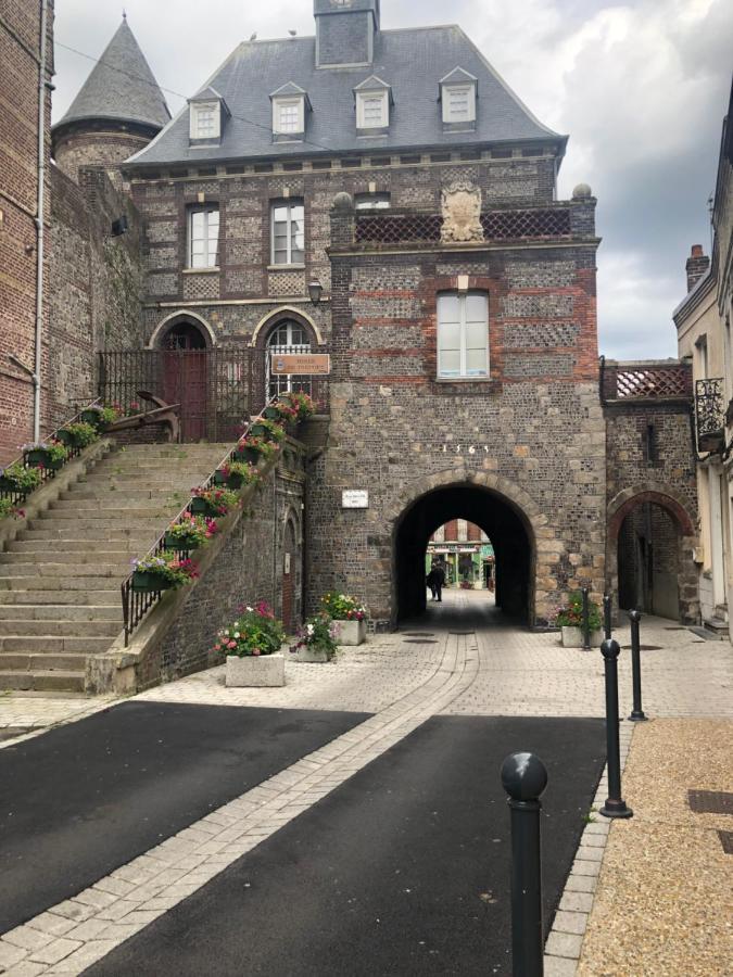Le Lion D Or Apartment Le Treport Exterior photo